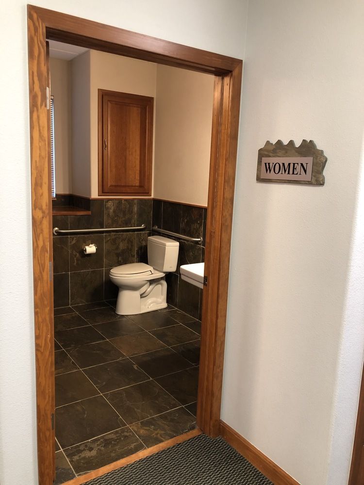 Southview Office Condo: 30792 Southview Dr, Evergreen, CO 80439